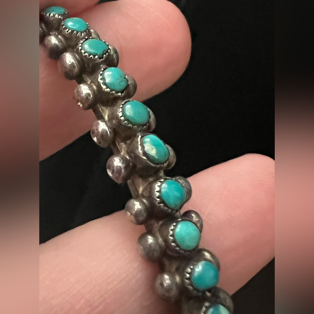 Old Pawn Native American Zuni Turquoise Petite Point Sterling Silver Cuff - Picture 15 of 16